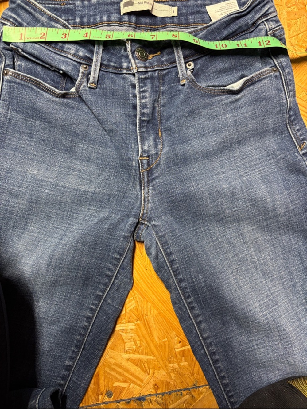 Levi’s Skinny Jeans Size 4 👖 - Picture 10 of 10